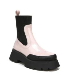 Women's Larissa Bootie