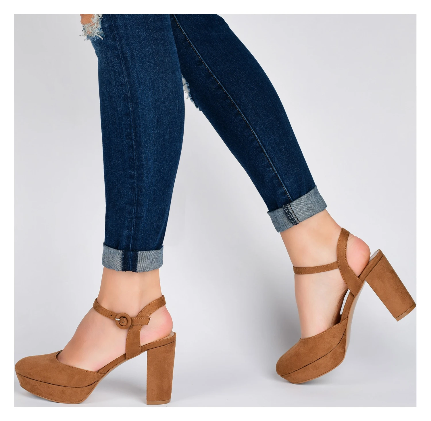 Women's Roslynn Platform Pump - Image 7