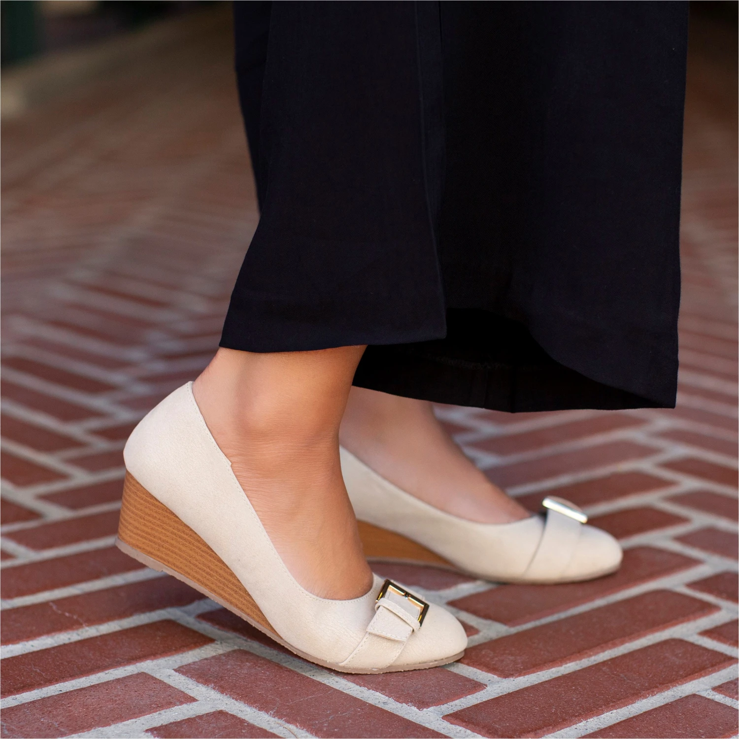 Women's Graysn Wedge Slip On - Image 8