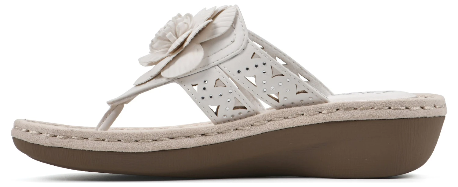 Women's Cynthia Wide Sandal - Image 3