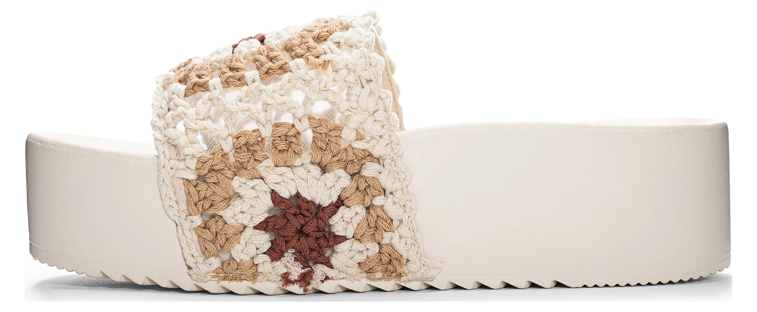 Women's Worble Platform Slide Sandal - Image 3